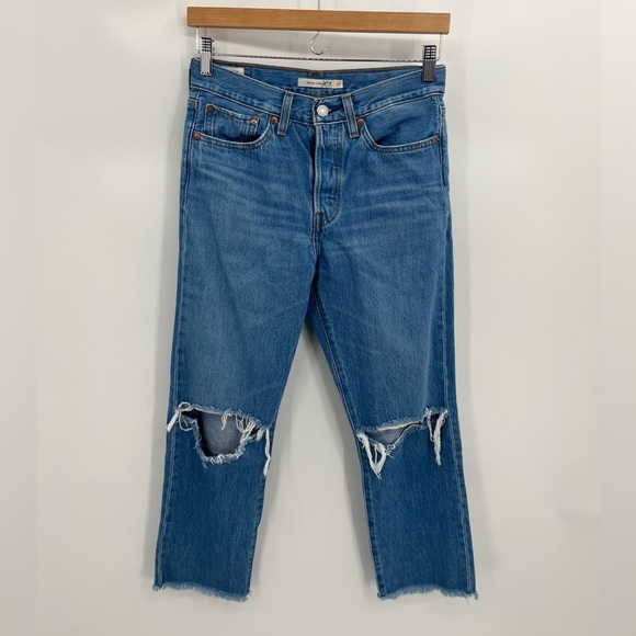 Levi’s Wedgie Straight 27 Baggy Button Front Distressed Crop Denim Jean - Picture 1 of 14